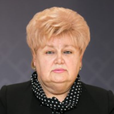 Reghina Apostolova